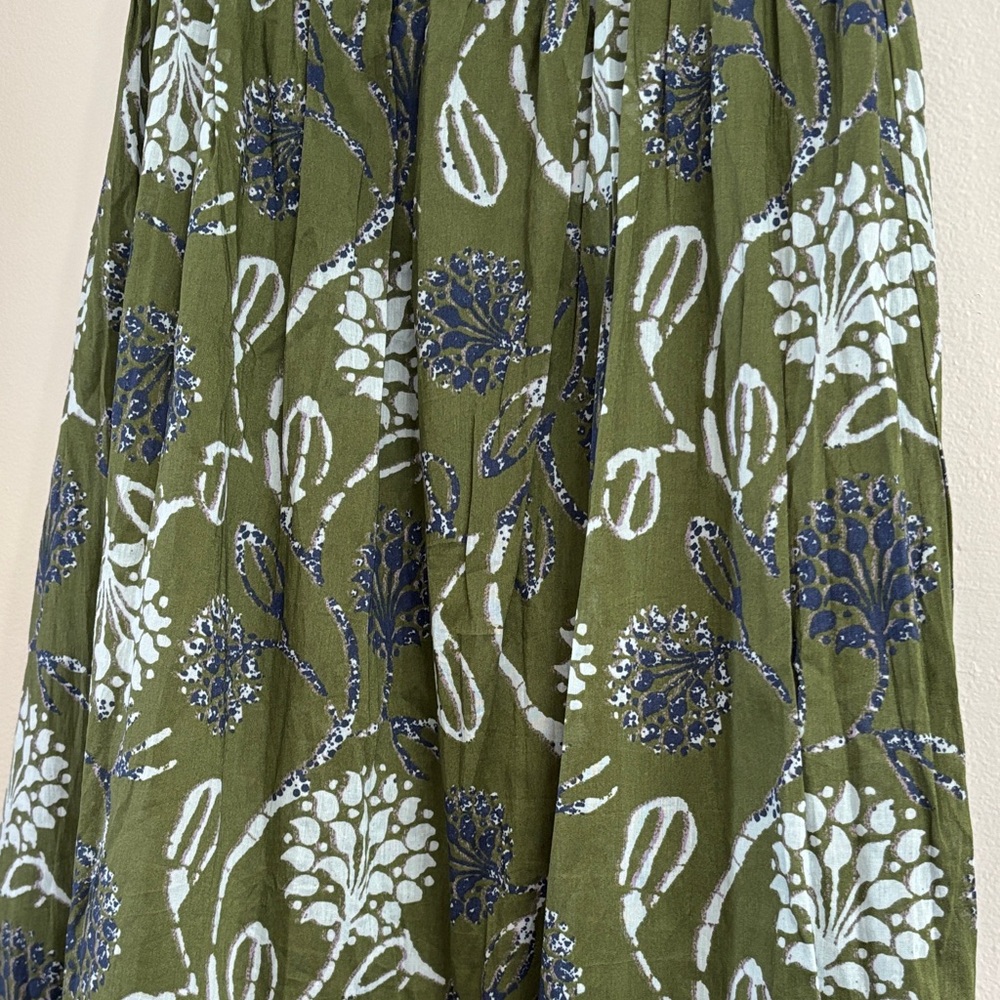 Zara Olive Green Floral Midi Dress - Picture 6 of 6